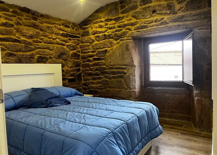 Casa Cucharinos Louro